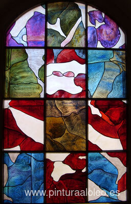 Las vidrieras de la Capilla de San Rafael Las vidrieras de la Capilla de San Rafael