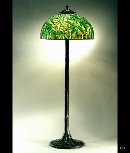 Estándar de piso. Diseño de bambú, forma de cúpula. Estándar de piso. Diseño de bambú, forma de cúpula.