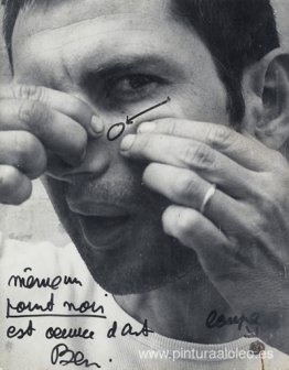 Incluso un punto negro es una obra de arte. Incluso un punto negro es una obra de arte.