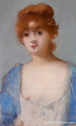Mujer joven en una bata