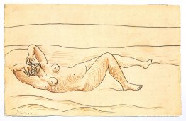 Mujer reclinada a la orilla del mar