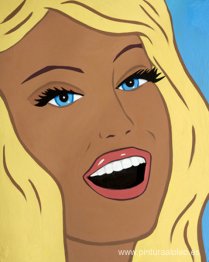 rubia sonriente