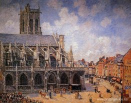 La iglesia de St Jacques en Dieppe, sol de mañana