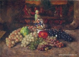 Naturaleza muerta con estatuilla Naturaleza muerta con estatuilla