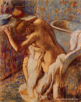 Mujer secándose Mujer secándose