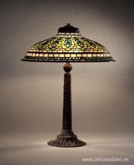 Lámpara de biblioteca. Diseño de cachimba india Lámpara de biblioteca. Diseño de cachimba india