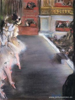 Bailarines en la antigua ópera Bailarines en la antigua ópera