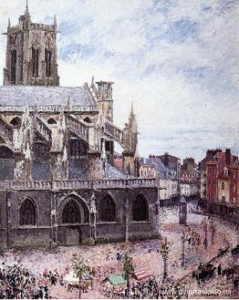 La iglesia de Saint Jacues, Dieppe, tiempo lluvioso La iglesia de Saint Jacues, Dieppe, tiempo lluvioso