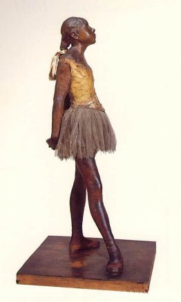 Pequeña bailarina de catorce años. Pequeña bailarina de catorce años.