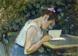 mujer leyendo en un jardín mujer leyendo en un jardín