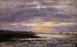 Deauville, puesta de sol en la playa Deauville, puesta de sol en la playa
