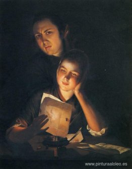 Una niña leyendo una carta a la luz de las velas, con un joven m Una niña leyendo una carta a la luz de las velas, con un joven m