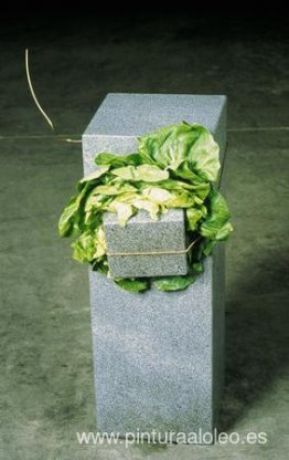 Sin título (Escultura que come) Sin título (Escultura que come)