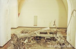 Levante el piso de la habitación D4 Levante el piso de la habitación D4