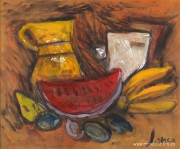 Frutas y platos en la mesa. Frutas y platos en la mesa.