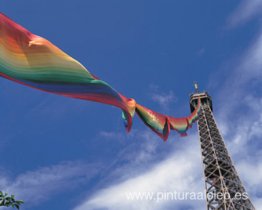 Proyecto de la Torre Eiffel Arcoíris de 300 metros, París Proyecto de la Torre Eiffel Arcoíris de 300 metros, París