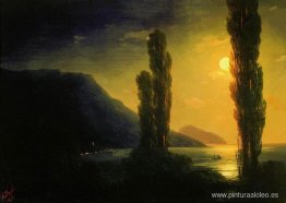 Noche de luna cerca de Yalta Noche de luna cerca de Yalta