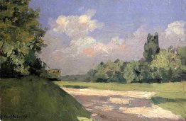 Yerres, el césped del parque, visto desde un sendero Yerres, el césped del parque, visto desde un sendero