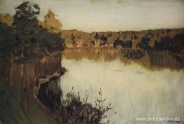 Puesta de sol sobre un lago forestal. Estudiar Puesta de sol sobre un lago forestal. Estudiar