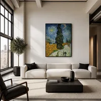 Camino con cipreses — Loft moderno