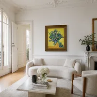 Naturaleza muerta con lirios — Apartamento parisino