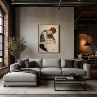 Mujer sentada con rodilla doblada — Loft moderno