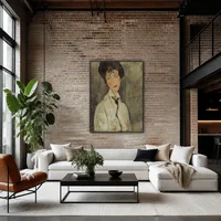 Mujer con corbata negra — Loft moderno