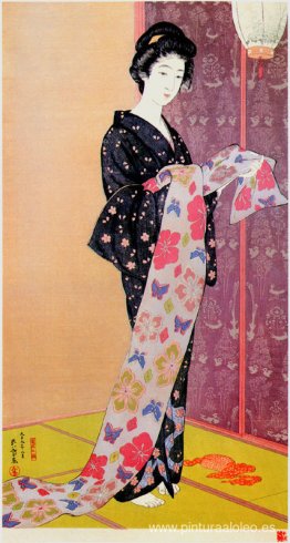 Mujer joven en kimono de verano Mujer joven en kimono de verano