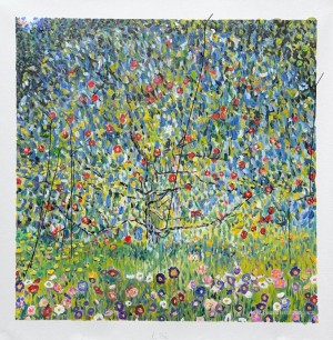 Jardín campestre con girasoles