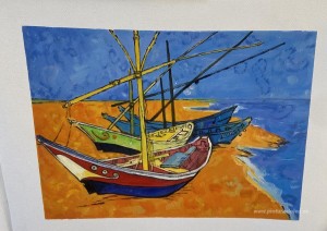 Barcos de pesca en la playa de Saintes-Maries-de-la-Mer