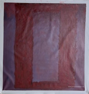 Rojo sobre granate 